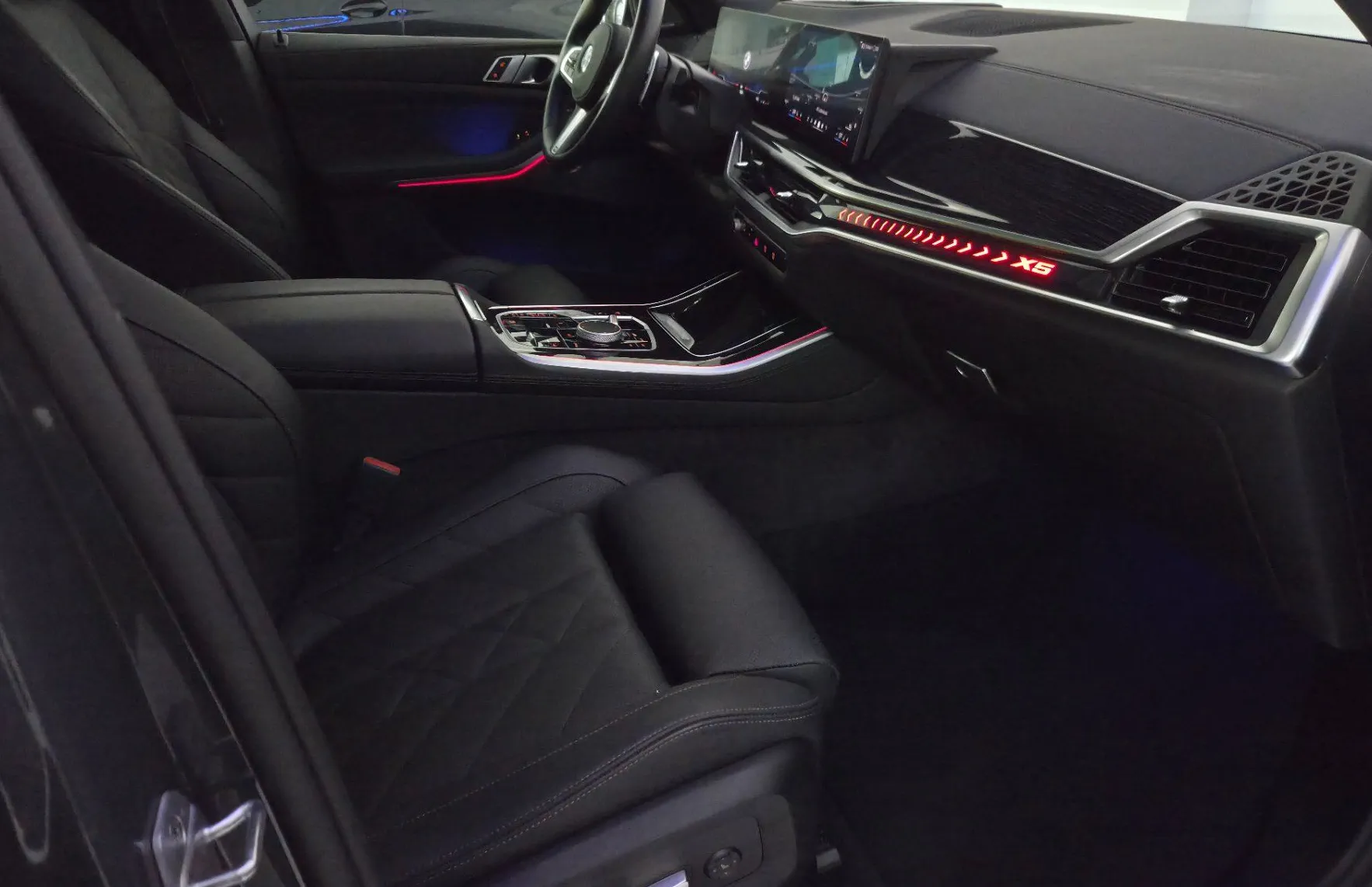 Zunanja slika - BMW X5 - serija : xDrive30d Avt-M.SPORT PRO-ZRAČ-RADAR-PANO - 12