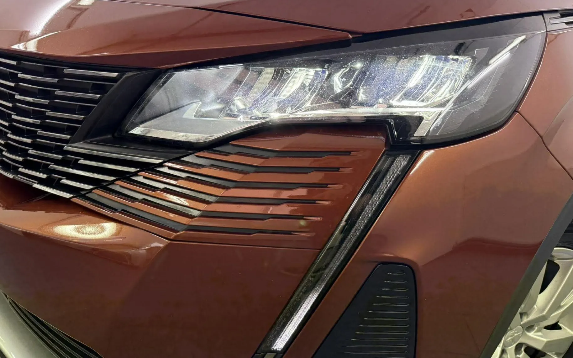 Zunanja slika - Peugeot 5008 - 1.5 BlueHDI 130 S S Active Pack Avt.NAVI.LED.7 SED - 4