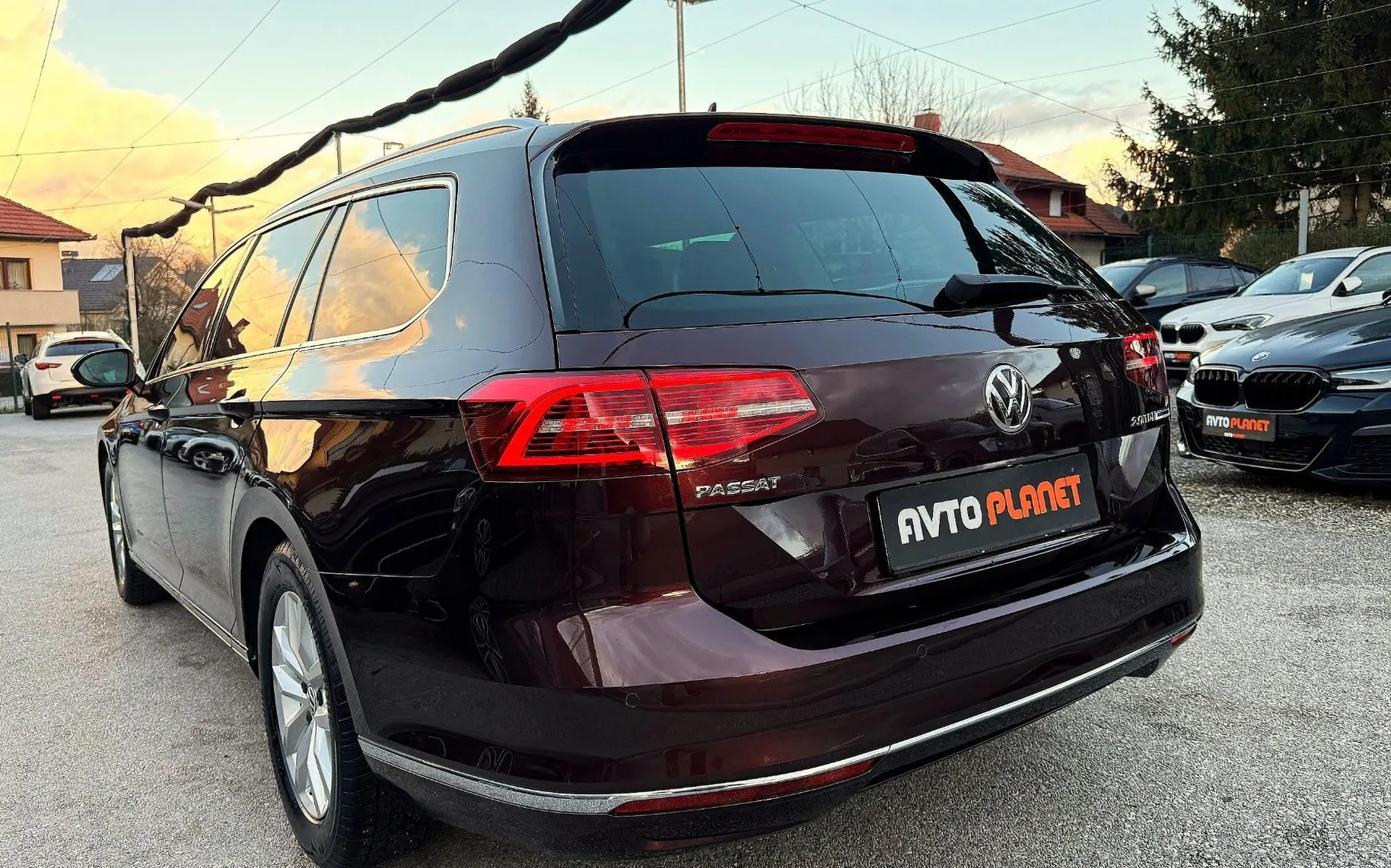 Zunanja slika - Volkswagen Passat - Variant 2.0 TDI BMT Highline LED NAVI USNJE KEYLESS ALU17 - 4
