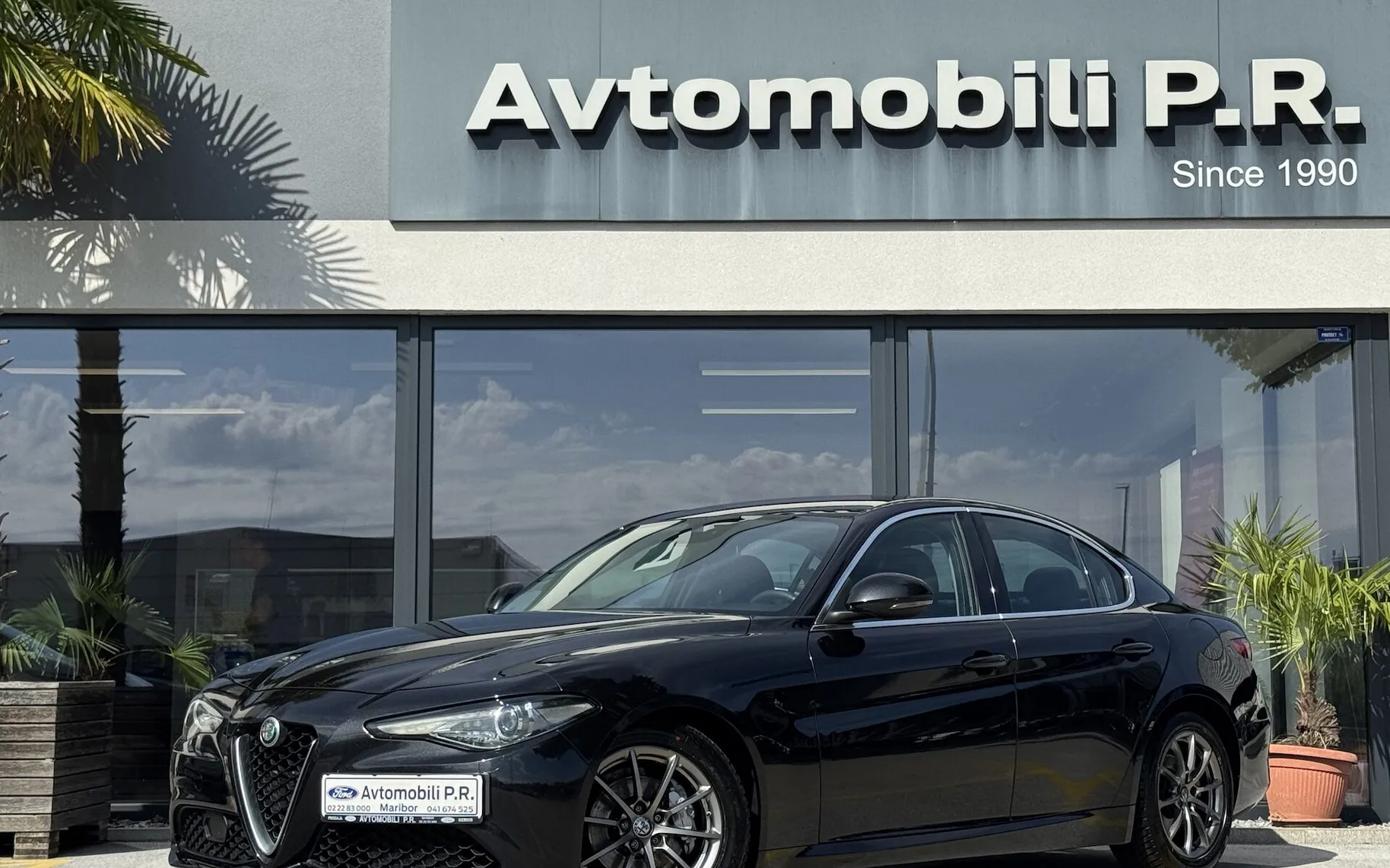 Zunanja slika - Alfa Romeo Giulia - 2.2 Multijet 150KM USNJE NAVI BI-XENON DAB - 1