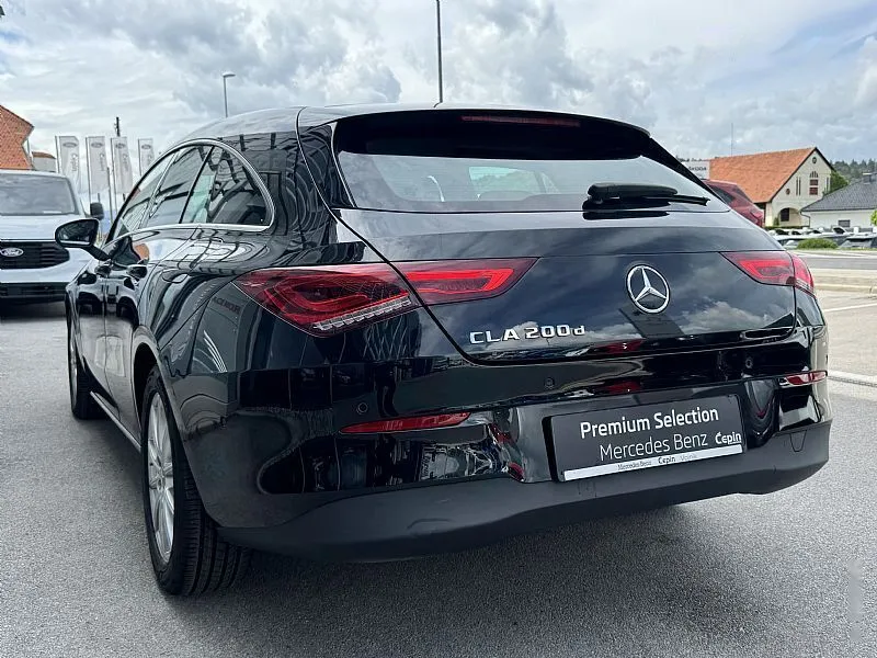 Zunanja slika - Mercedes-Benz CLA-Razred - 200D|AUT|SB|LED|NAVI|DIGITAL|SLO|PREMIUM| - 7