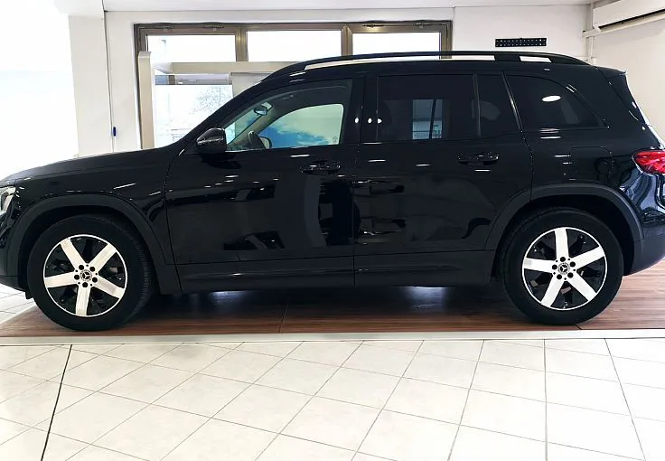 Zunanja slika - Mercedes-Benz GLB-Razred - 180 d URBAN PRO-KAMERA-NAVI-GRETJE-APPLE-DAB-VIDEO - 3