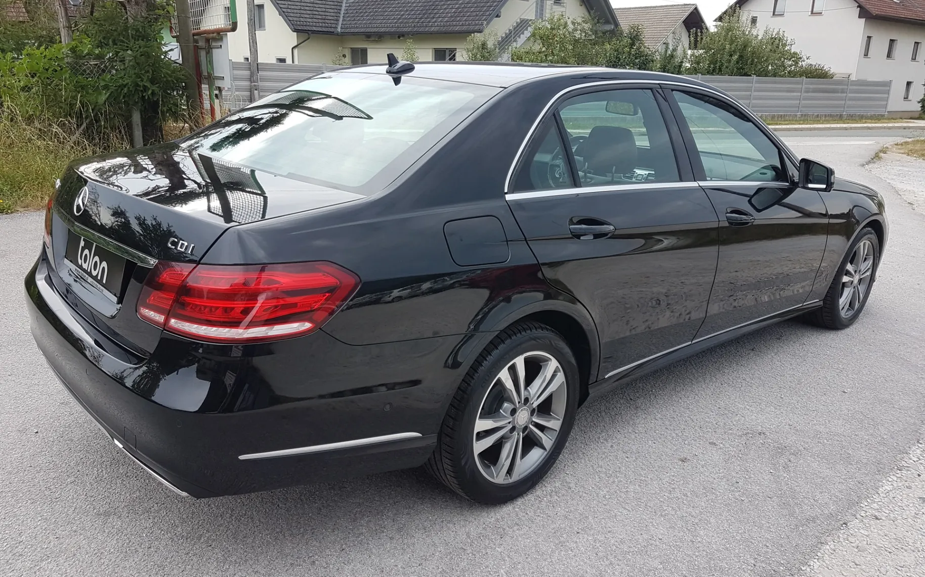 Zunanja slika - Mercedes-Benz E-Razred - 220 CDI AUT. - 4