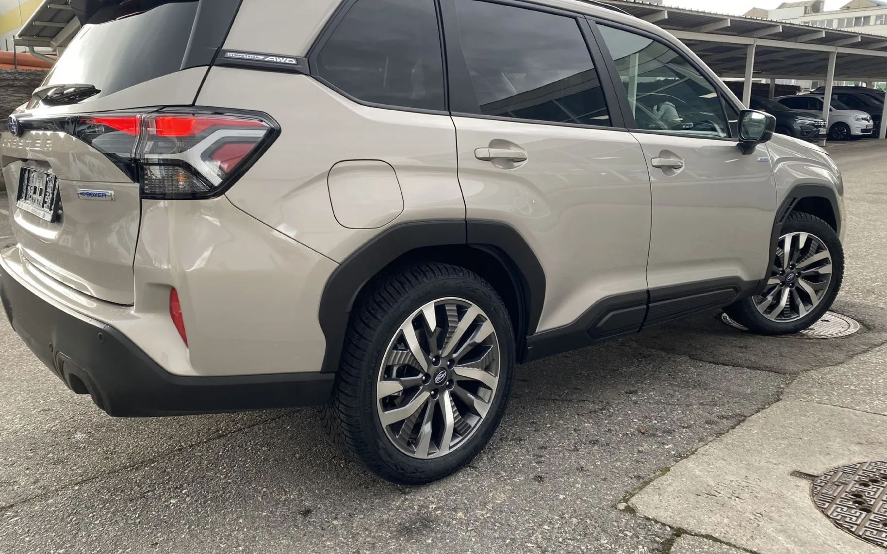 Zunanja slika - Subaru Forester - 2.0i 4WD CVT Lineartronic PREMIUM - 12