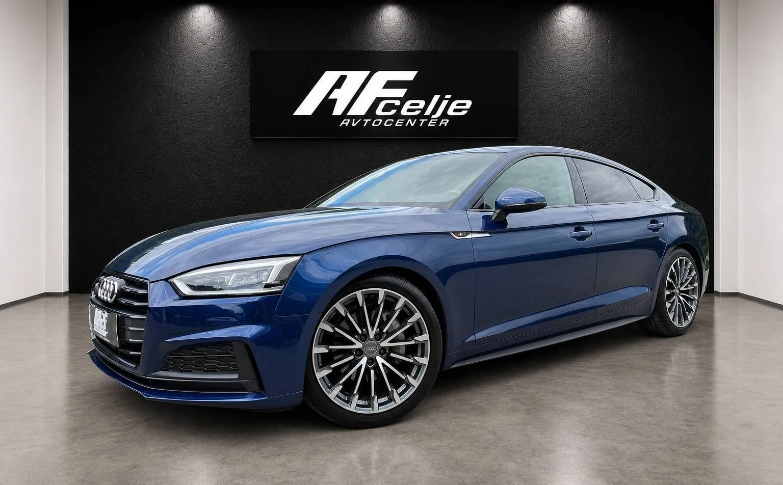 Zunanja slika - Audi A5 Sportback - 3.0 TDI-Q-4x4-3x S LINE-MASAŽA-LIZING ZA TUJCE - 1