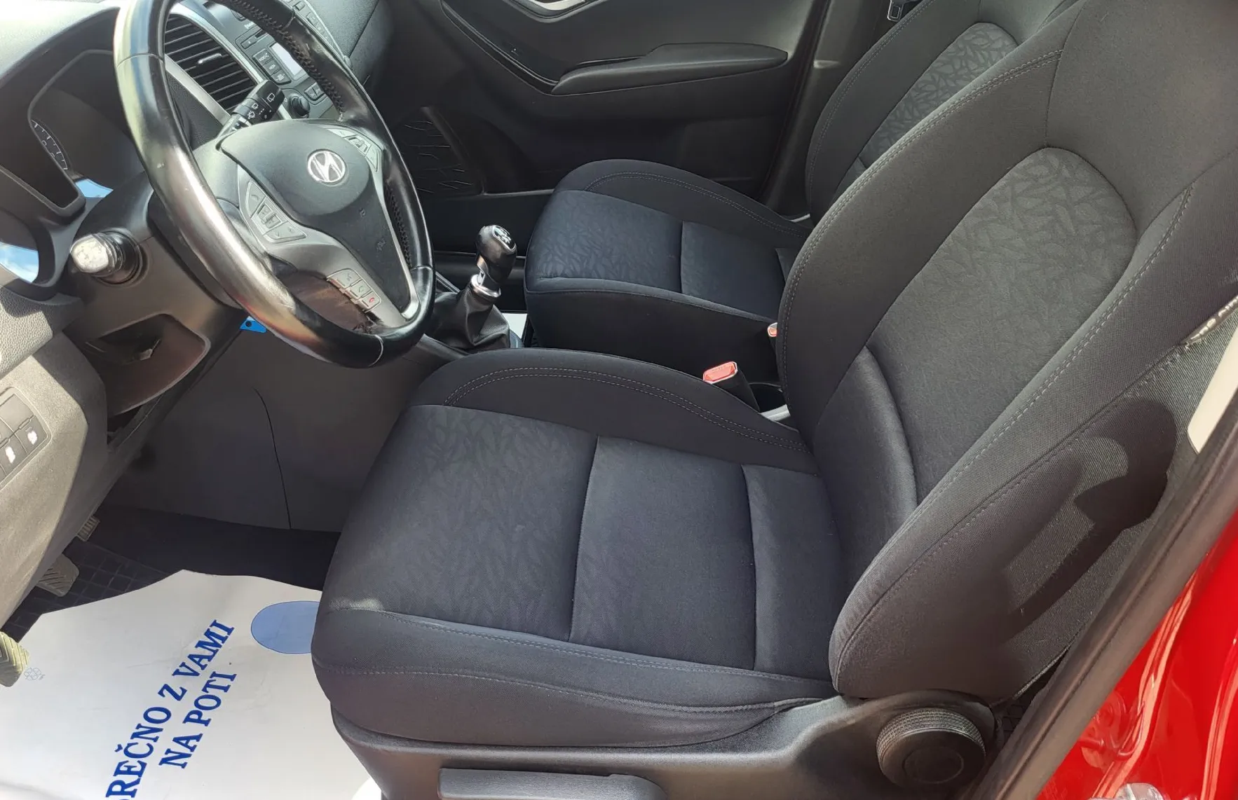 Zunanja slika - Hyundai ix20 - 1.4 COMFORT slo-alu-pdc-acc-tempom-vl.kljuka - 6