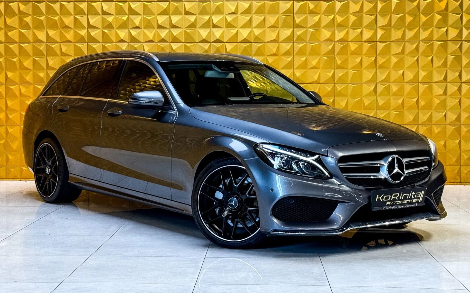 Zunanja slika - Mercedes-Benz C-Razred - C220d AUT. AMG Line-NAVI-TEMP-F1 - 3