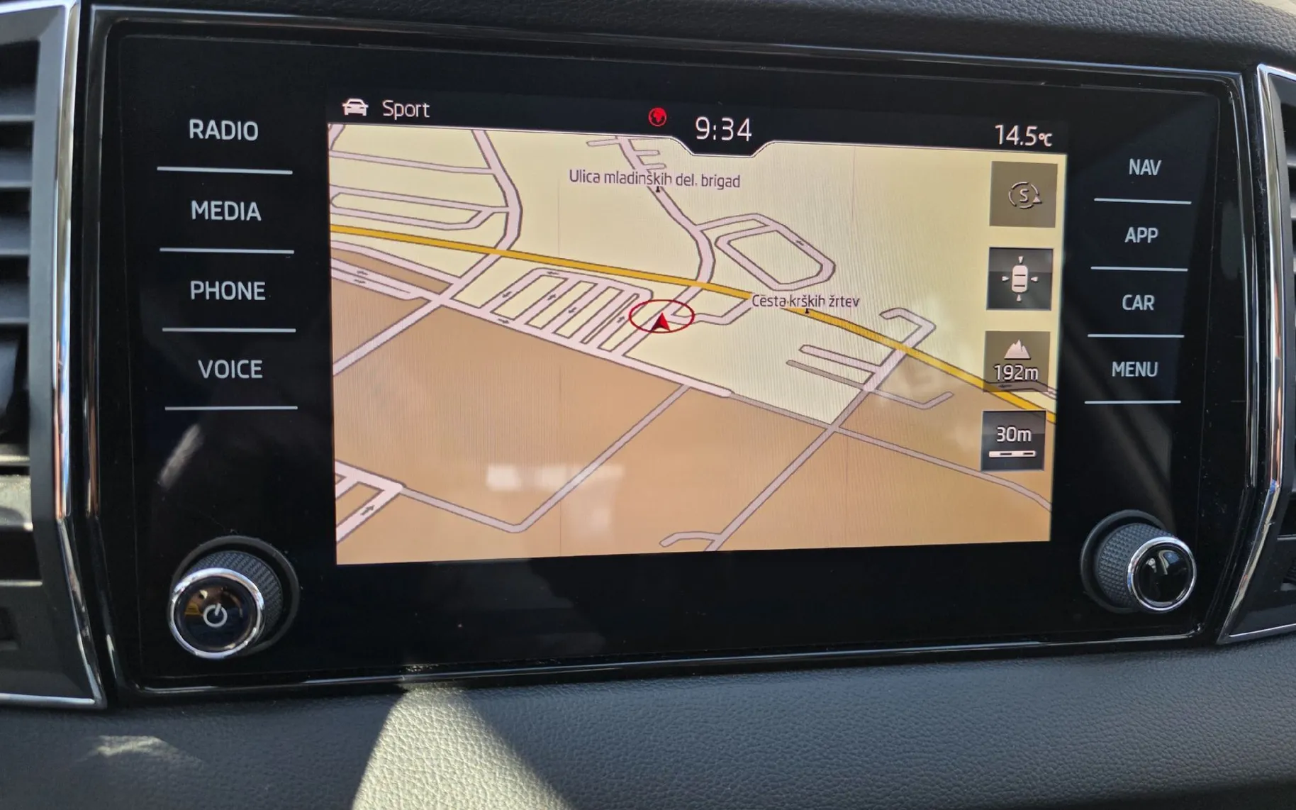 Zunanja slika - Škoda Karoq - 1.6 TDI Style.FULL LED.NAVI.HITRI KREDIT - 15
