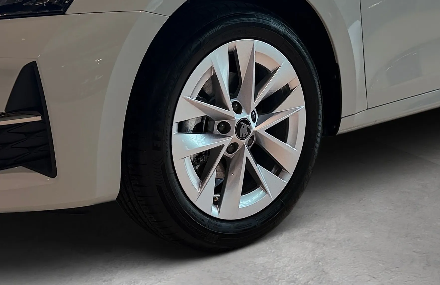 Zunanja slika - Škoda Octavia - Combi 1.5 TSI mHEV Family DSG - 6
