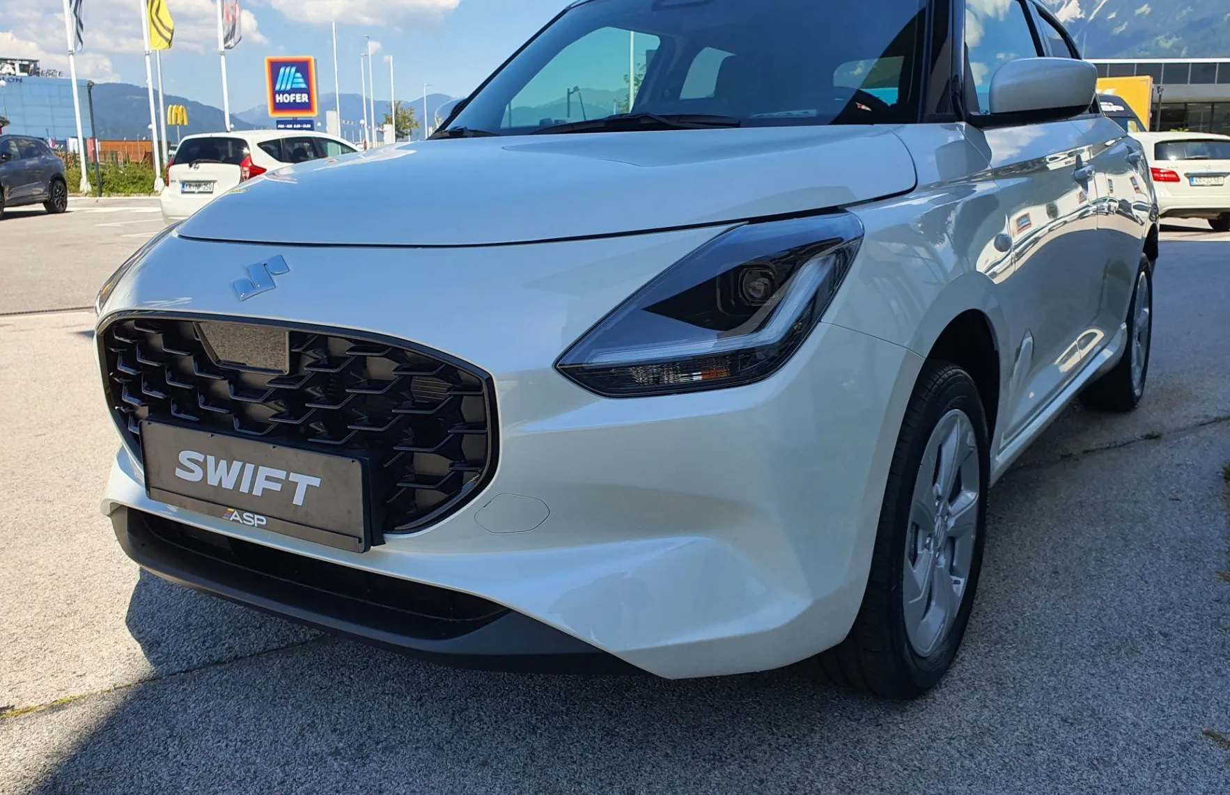 Zunanja slika - Suzuki Swift - 1.2 Dualjet AllGrip Hibrid Premium - 3
