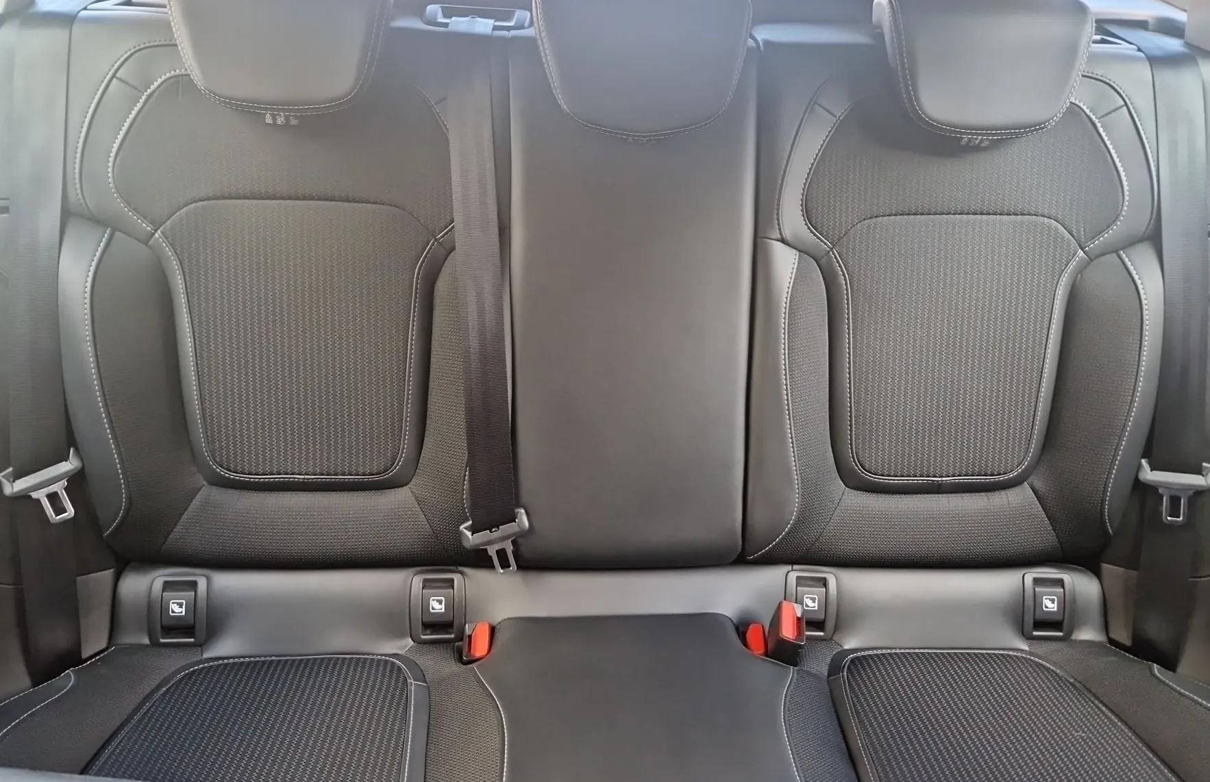 Zunanja slika - Renault Mégane - Megane Grandtour Intens TCe140 - 17