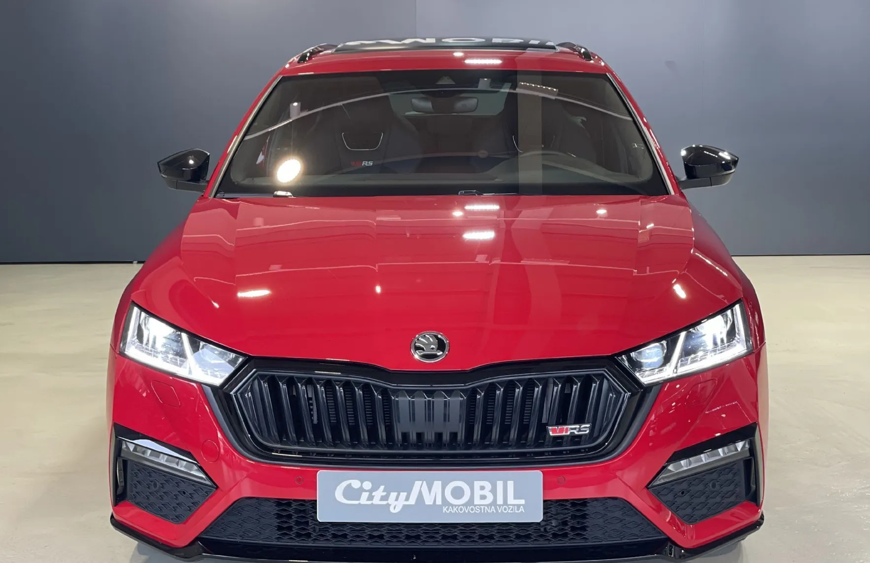 Zunanja slika - Škoda Octavia - RS-VIRTUAL-PANORAMA-NAVI-HALJENJE SED-ALCANTARA - 2