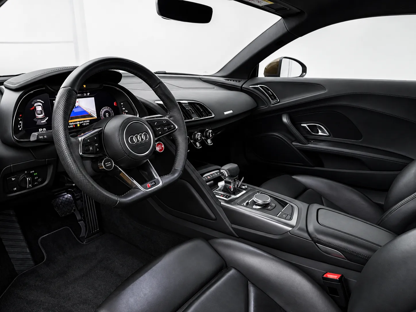 Notranja slika - Audi R8 - Coupé V10 performance quattro S-tronic - 7