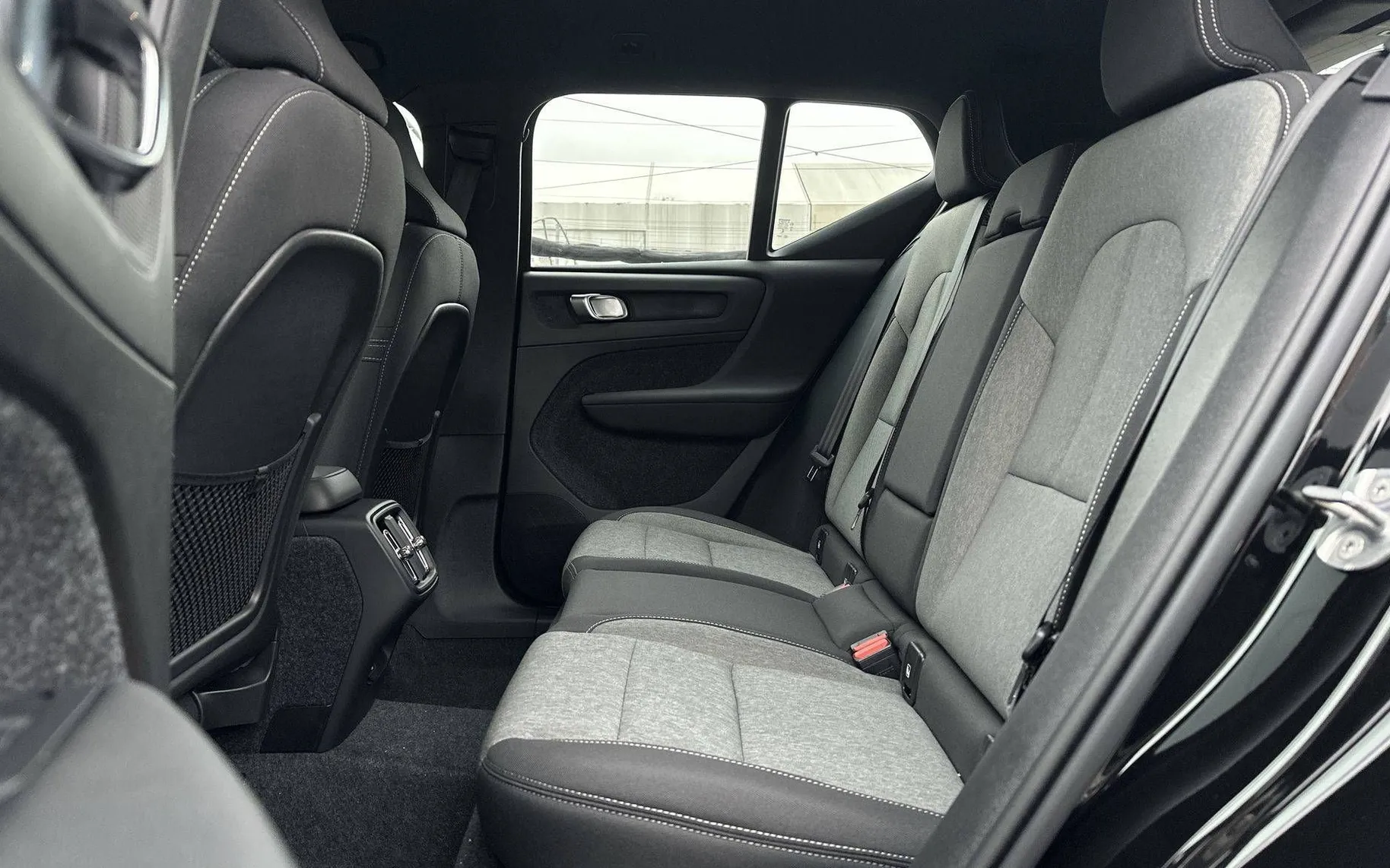 Zunanja slika - Volvo XC40 - B3P Core Avt. - 11