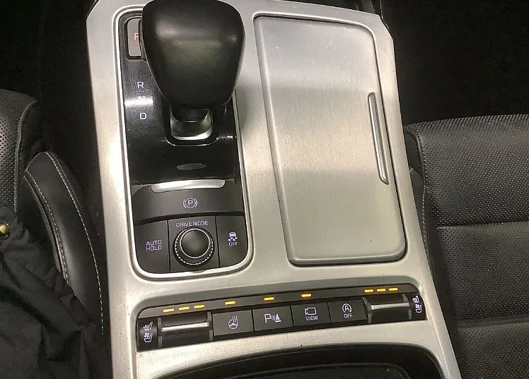 Zunanja slika - KIA Stinger - 2.2 TCI GT Line AWD -PANORAMA -KAMERA -NAVI - 9