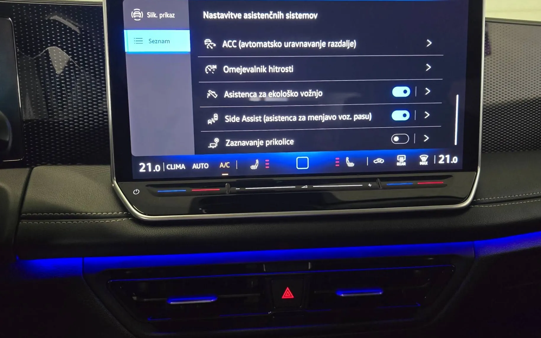 Notranja slika - Volkswagen Tiguan - 1.5 eTSI GOAL DSG - LED Plus.360kam.asistence.navi - 20