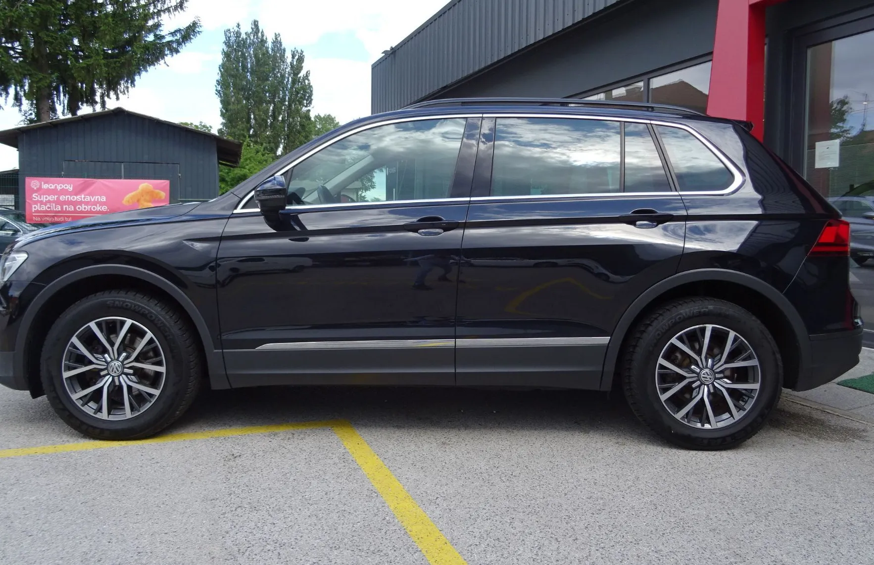 Zunanja slika - Volkswagen Tiguan - 2.0 TDI SCR BMT DSG COMFORTLINE 150KM-LEP- - 3