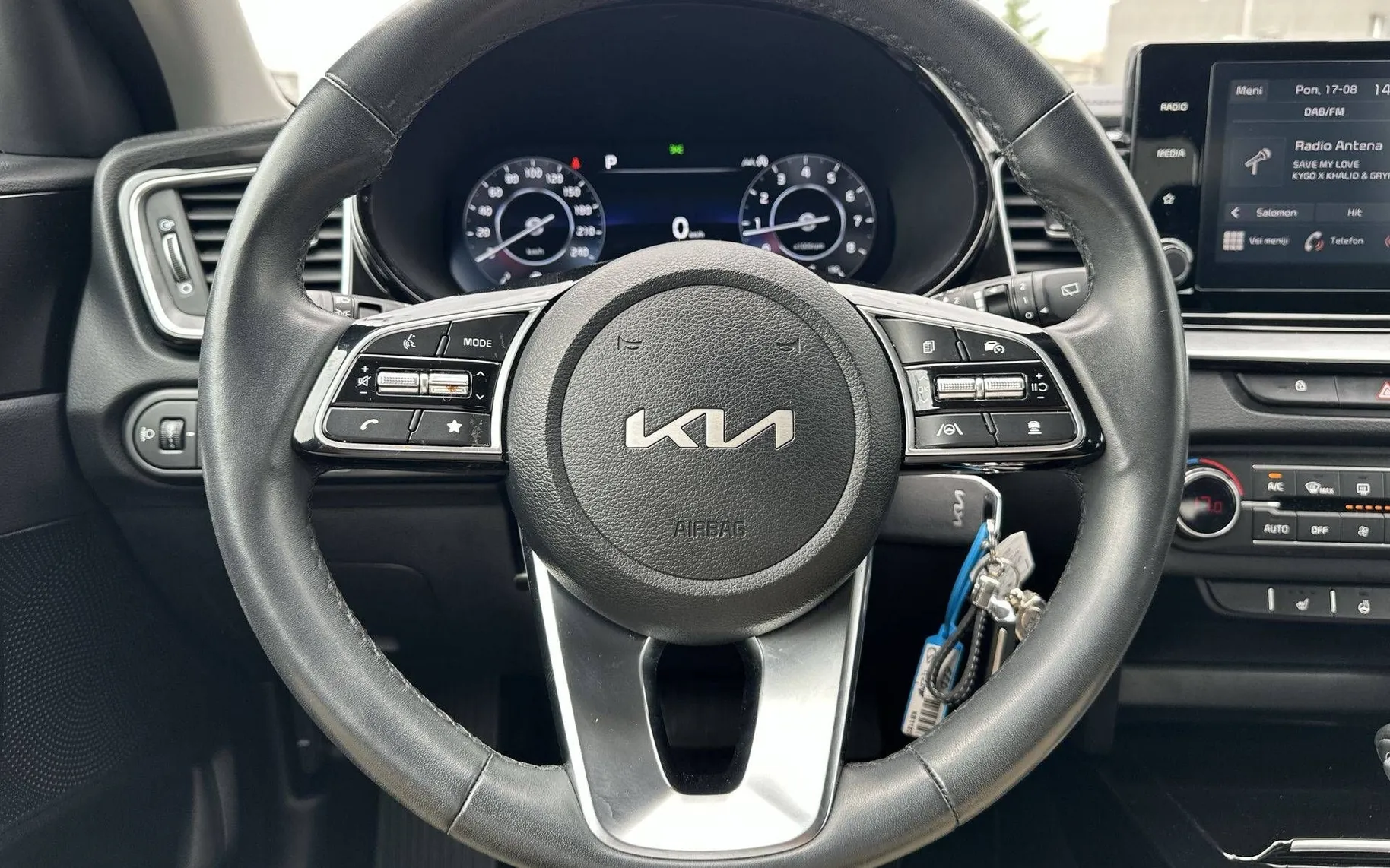 Notranja slika - KIA XCeed - 1.5 T-GDi EX WAY 7DCT - 14