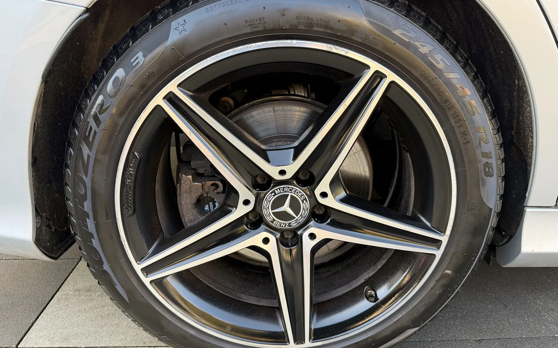 Zunanja slika - Mercedes-Benz C-Razred - C 220 d AMG LINE|FULL LED|EL.SEDEŽI|BURMESTER|18 - 15