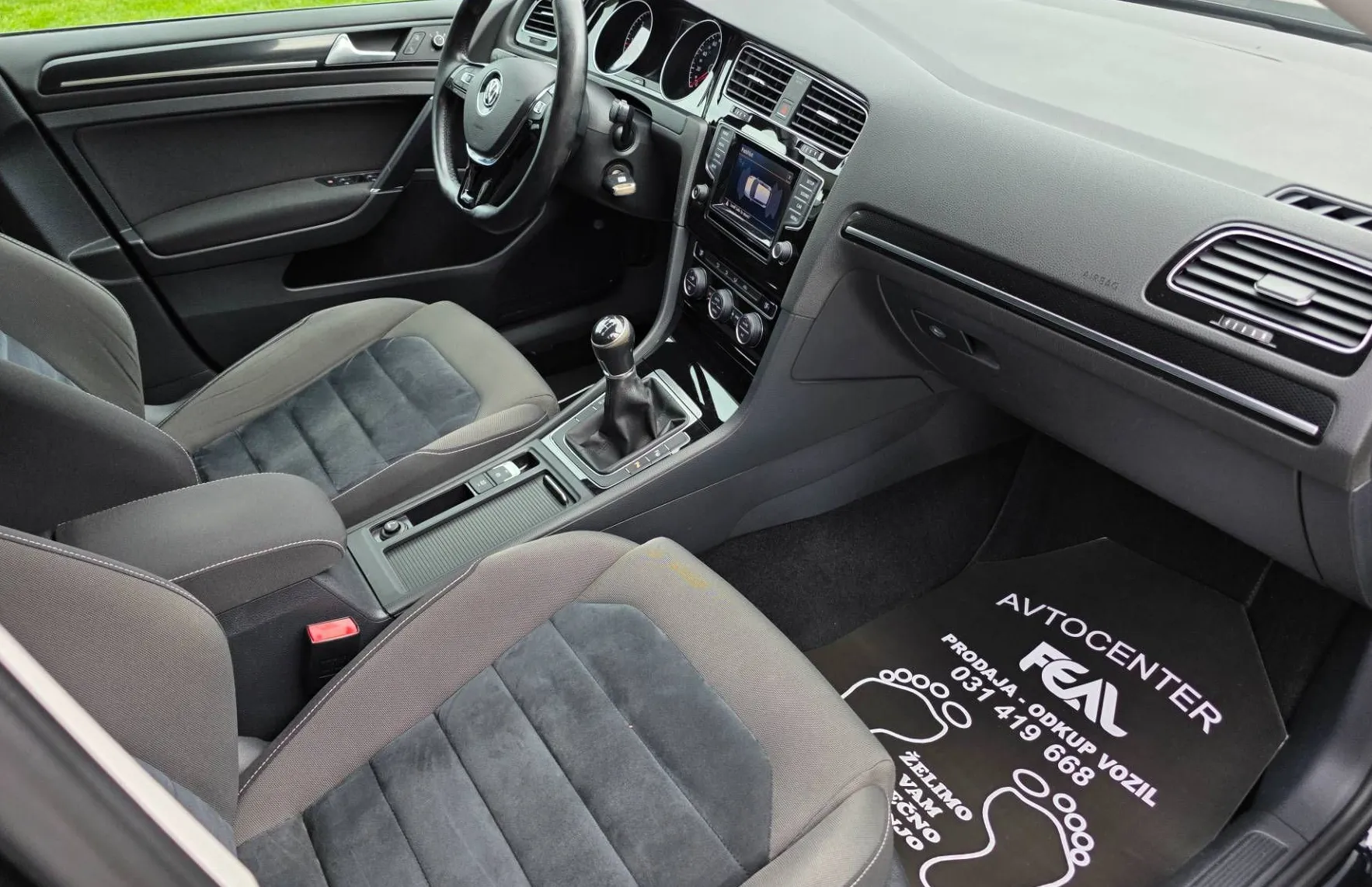 Zunanja slika - VW Golf - 2.0 TDI-HIGHLINE-ACC-SAMOPARKIRANJE-PDC-ODLIČEN - 12