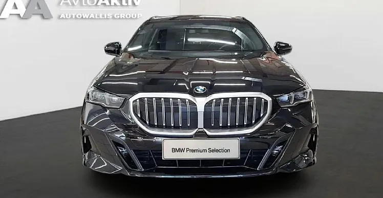 Zunanja slika - BMW Serija 5 - Touring: 520d xDrive AT M-Sport ACC - HARMAN - 7