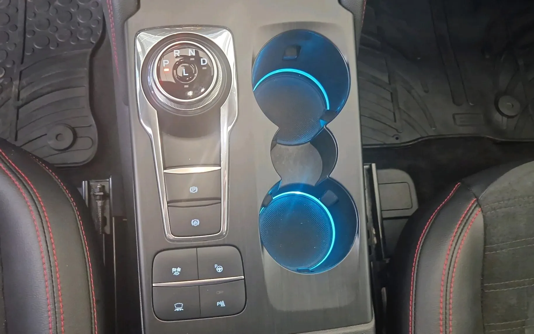 Zunanja slika - Ford Kuga - St-Line X 2.5 Hyb FHEV-SLO-RADAR-LED-NAVI-HEADUP - 17