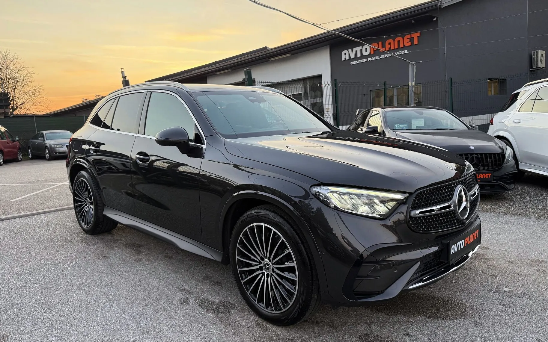 Zunanja slika - Mercedes-Benz GLC-Razred - GLC 200 4MATIC HYBRID AMG LiNE FULL LED ACC ALU20 - 5