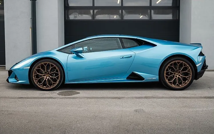Zunanja slika - Lamborghini Huracan - EVO AWD AZZURO TERZO - 8