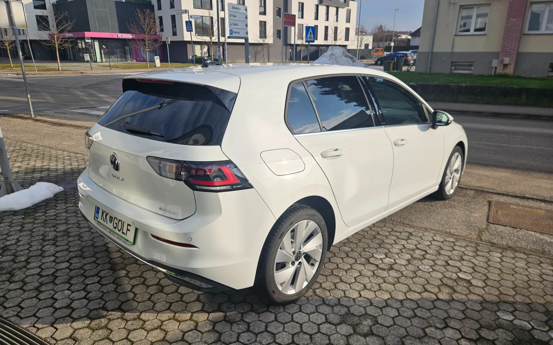 Zunanja slika - Volkswagen Golf - 1.5 TSI eHybrid DSG Style 150kW - 3