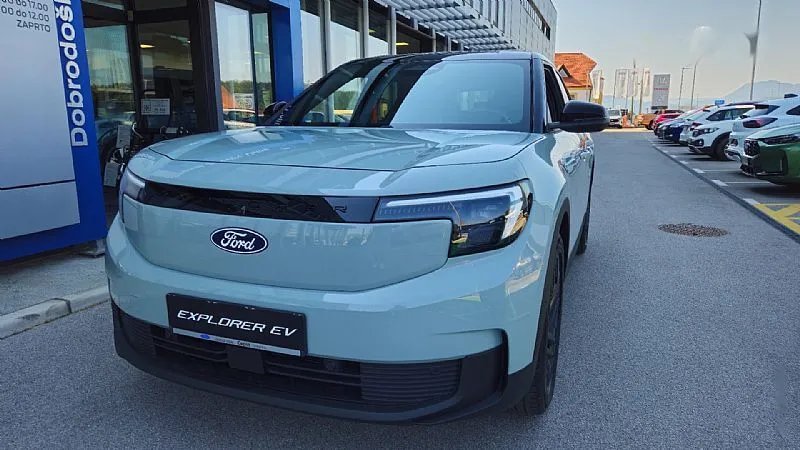 Zunanja slika - Ford Explorer EV - COLLECTION 79kWh RWD ZALOGA  TČ - 9