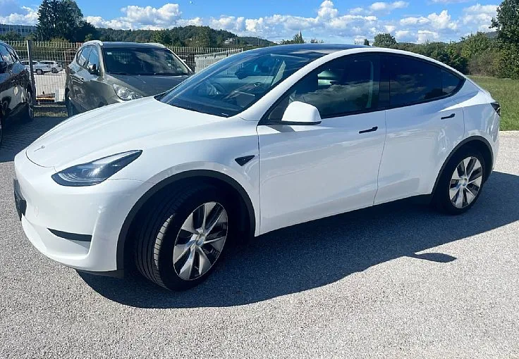 Zunanja slika - Tesla Model Y - Rear-Wheel Drive - 6