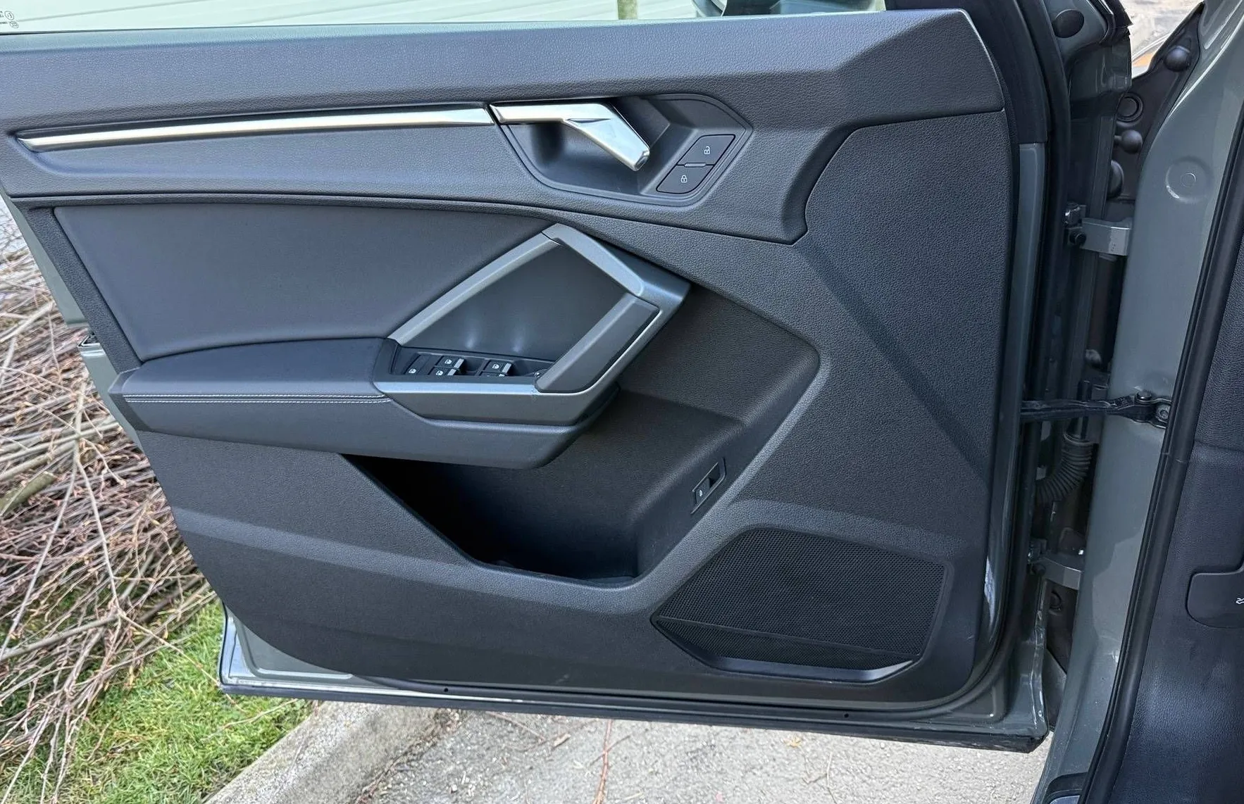 Zunanja slika - Audi Q3 - Sportback 40 TDI quattro S tronic  S Line 20 COL USNJE RAD - 12
