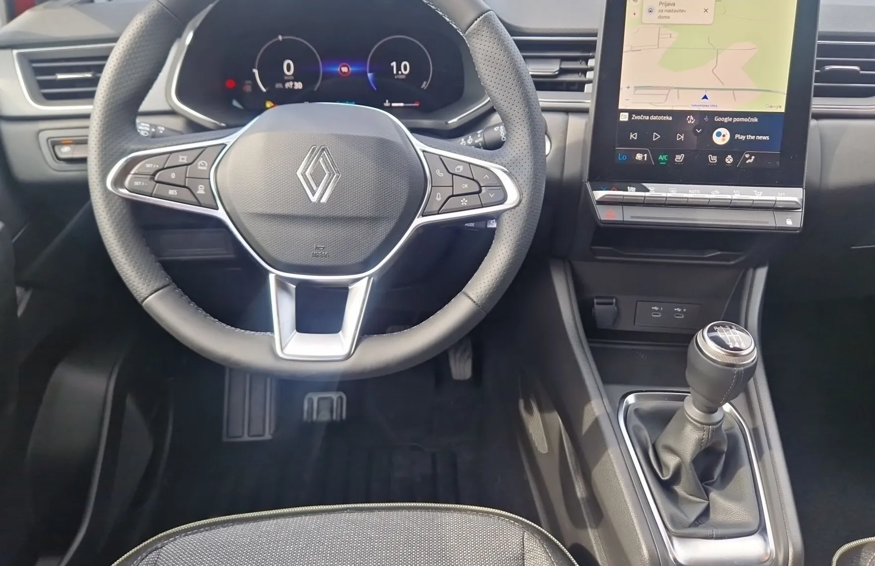 Zunanja slika - Renault Captur - TCe 115 Techno + paket ZIMA - 11