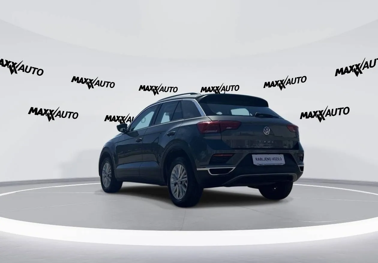 Notranja slika - VW T-Roc - 1.0 TSI BMT Style - 7