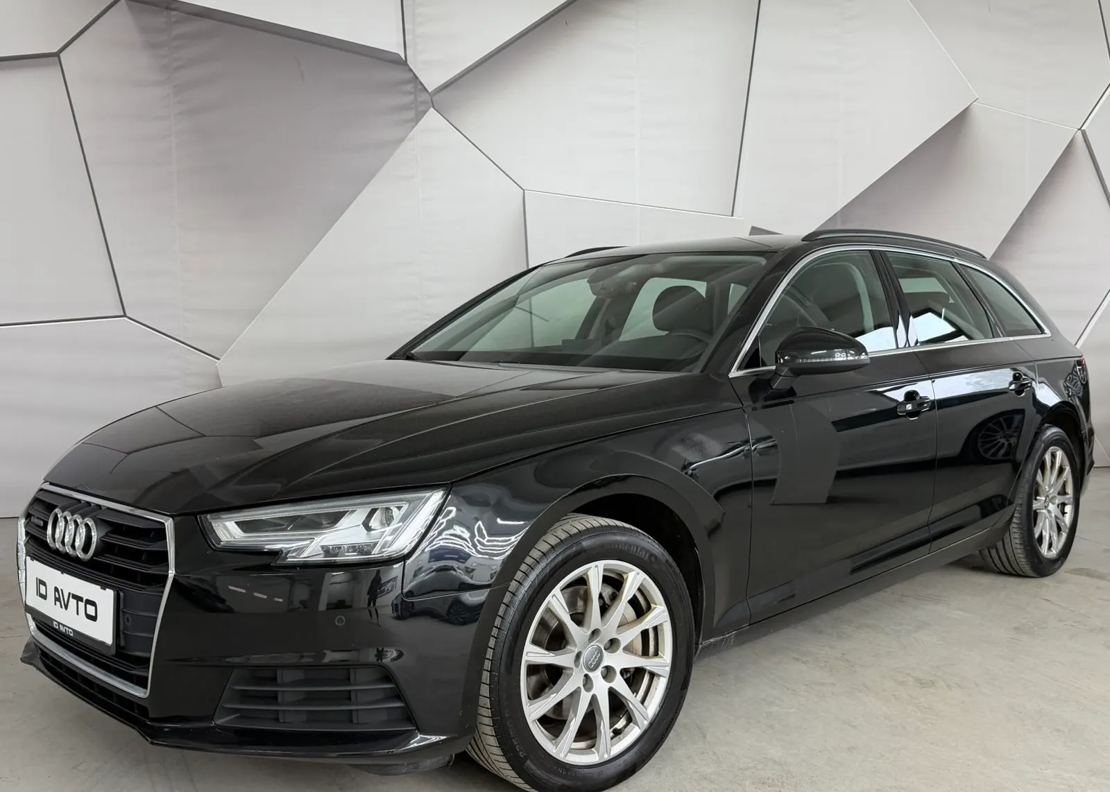 Zunanja slika - Audi A4 - AVANT 40 TDNI QUATTRO - 2