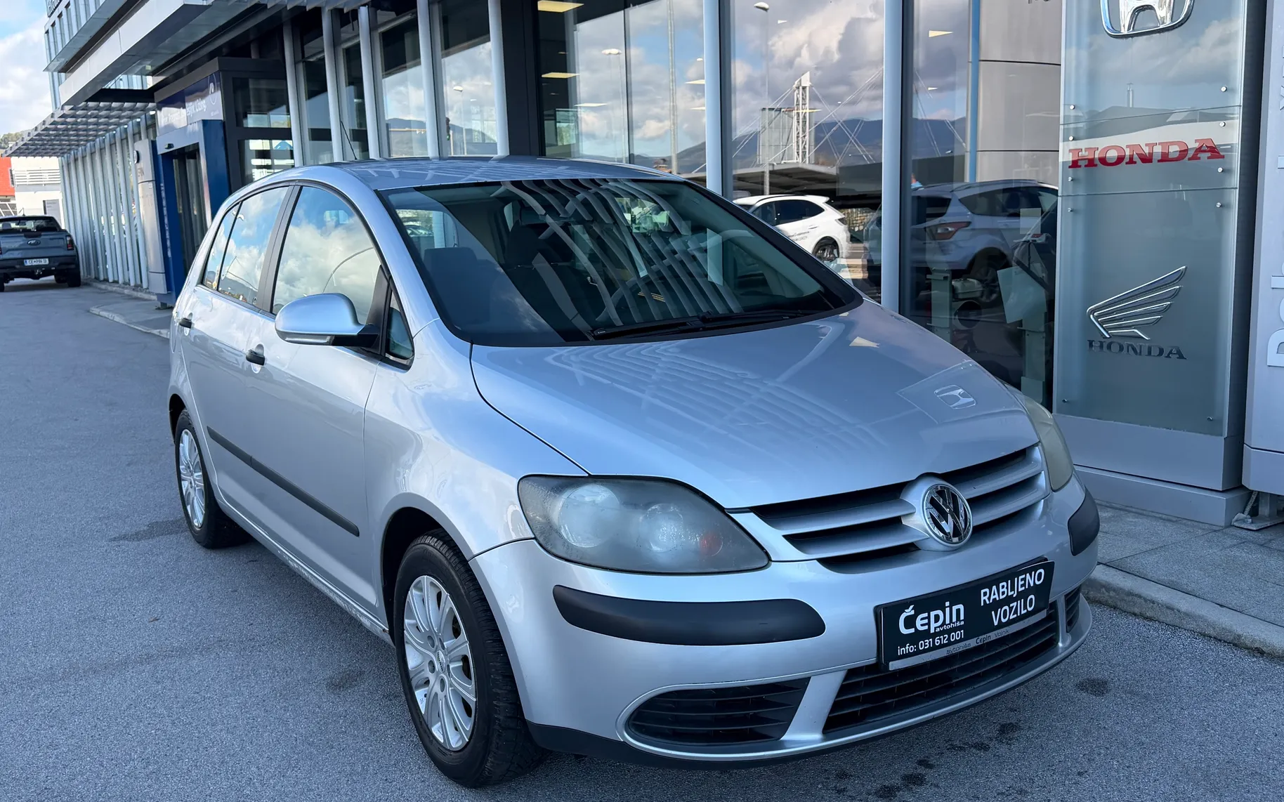 Zunanja slika - Volkswagen Golf Plus - COMFORTLINE 1.6 - 1