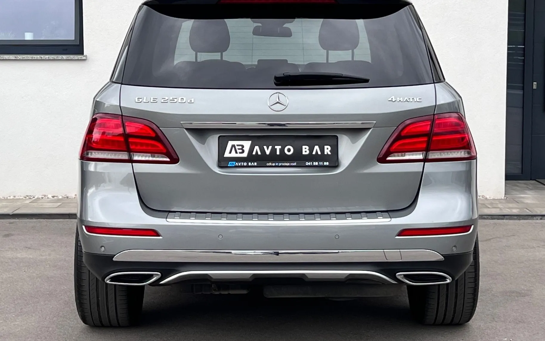 Notranja slika - Mercedes-Benz GLE-Razred - GLE 250 d 4MATIC+SLO+1.LAST+LED... - 7