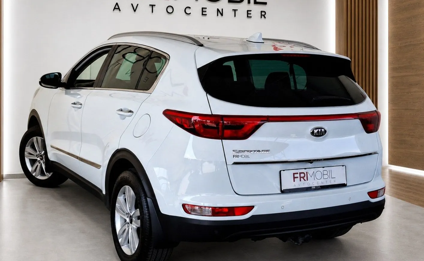 Zunanja slika - KIA Sportage - 2WD 1.6 GDI Active Eco•Slovensko vozilo•VL.KLJUK.. - 4