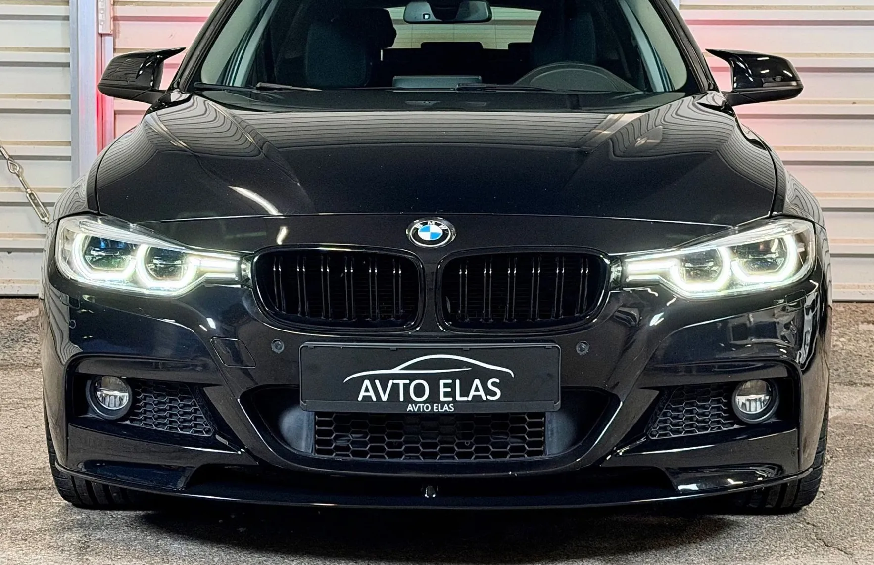 Zunanja slika - BMW Serija 3 - Touring: 320D XDRIVE - SPORT - KAMERA - FULL LED - HEAD - 2