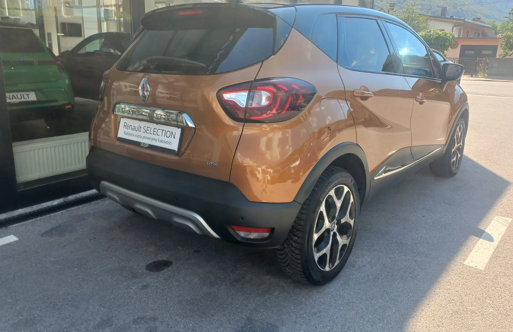 Zunanja slika - Renault Captur - TCe 90 Energy Outdoor - 3