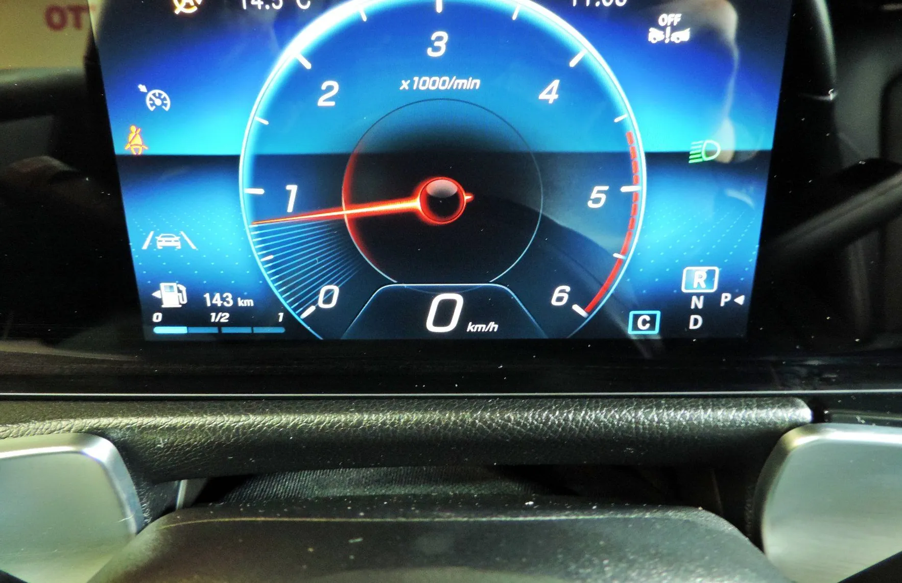 Zunanja slika - Mercedes-Benz GLB-Razred - GLB 200 d Avt. KAMERA-USNJE-LED - 17