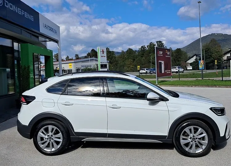 Zunanja slika - VW Taigo - .1.0 TSI 4ALL  85kW  115  - samo 20.243km - 12