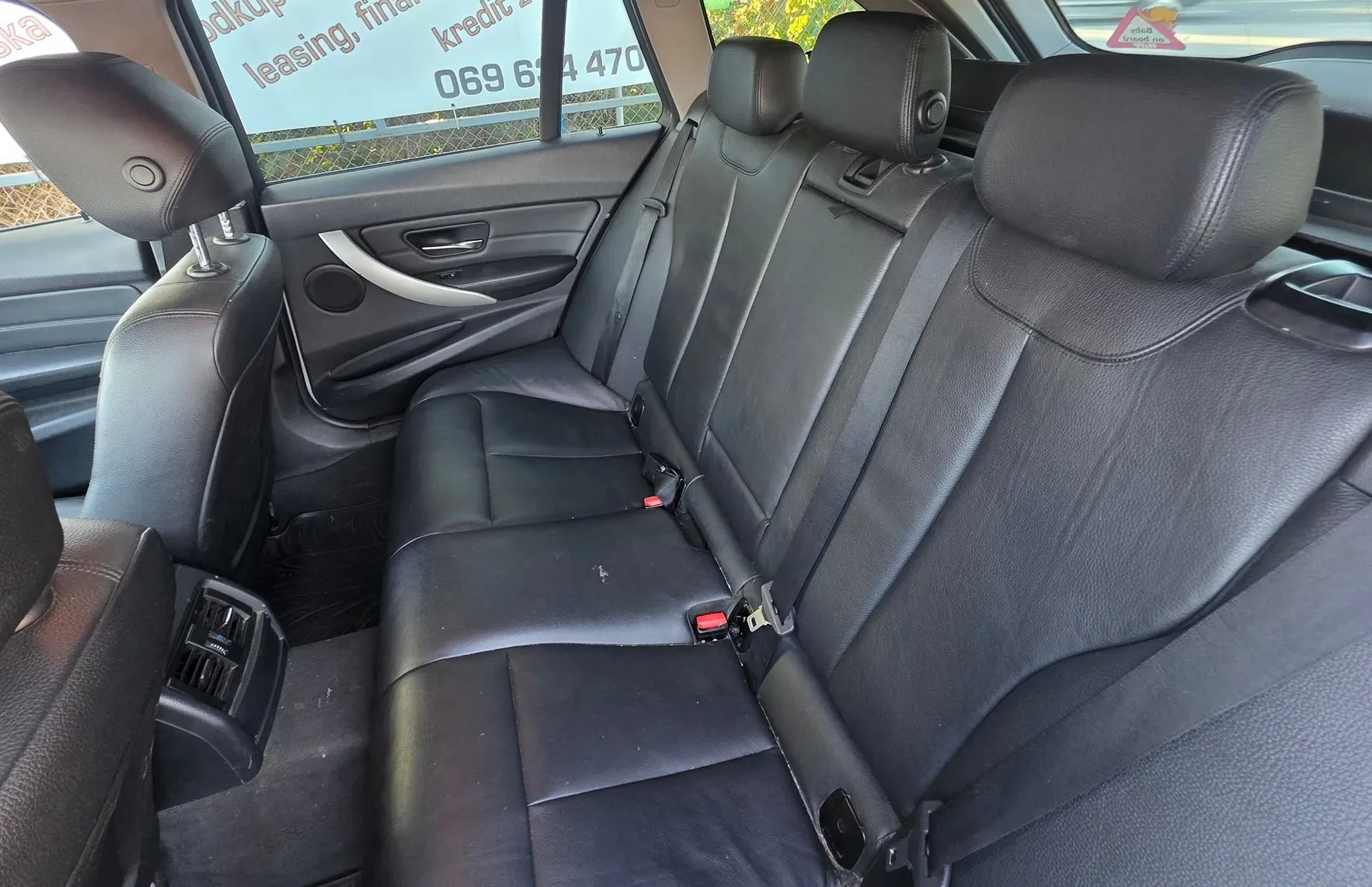 Zunanja slika - BMW Serija 3 - Touring: 318D TOURING BI-XENON-AVTOMATIK-NAVI-ALU - 14