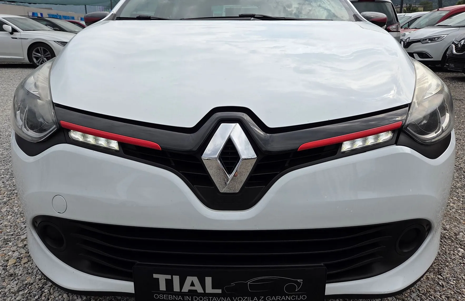 Zunanja slika - Renault Clio - 1.2 16V - 2