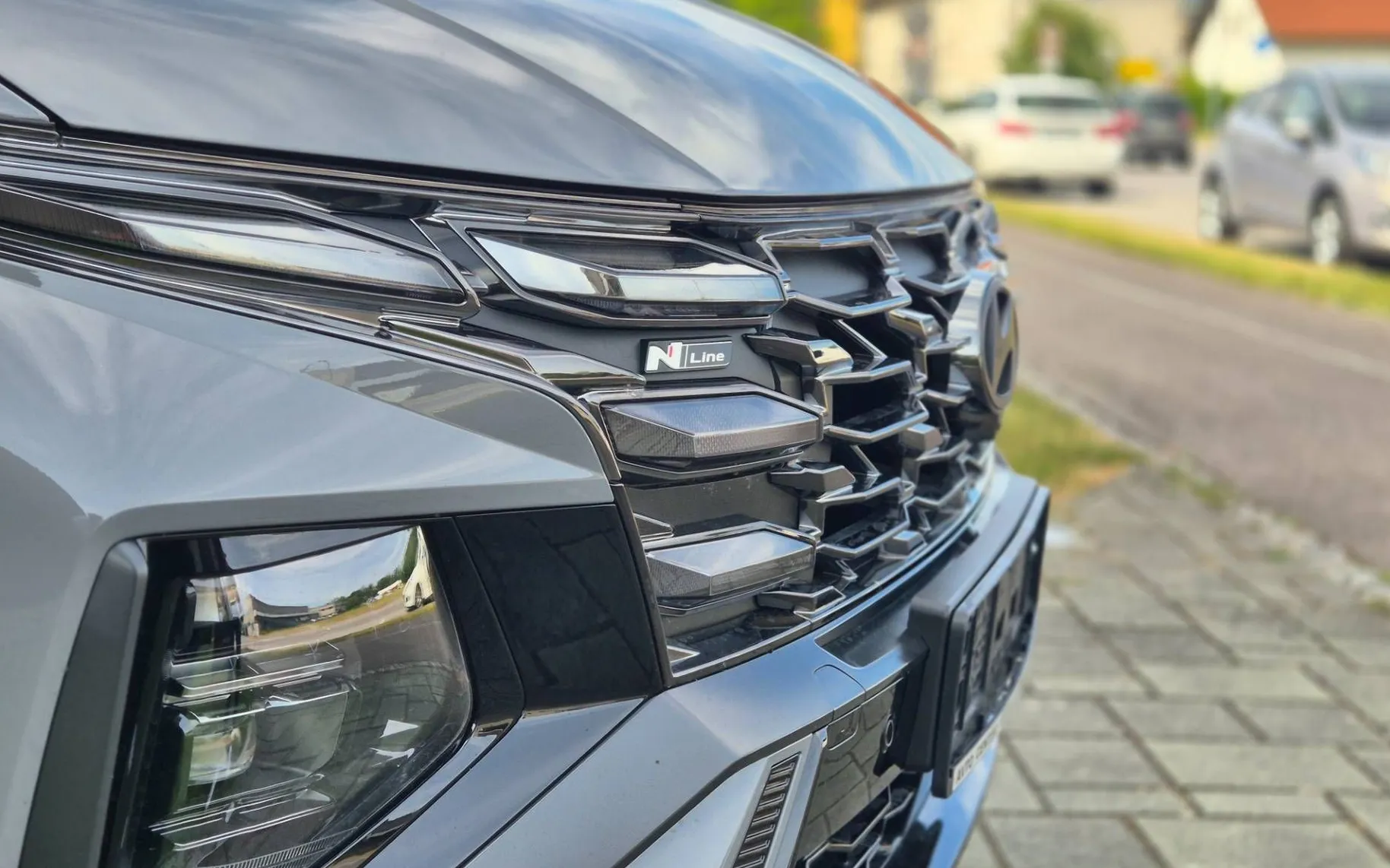 Zunanja slika - Hyundai Tucson - 1.6 T-GDI FL IMPRESSION   N-LINE. MSR. RADAR. PCA - 13