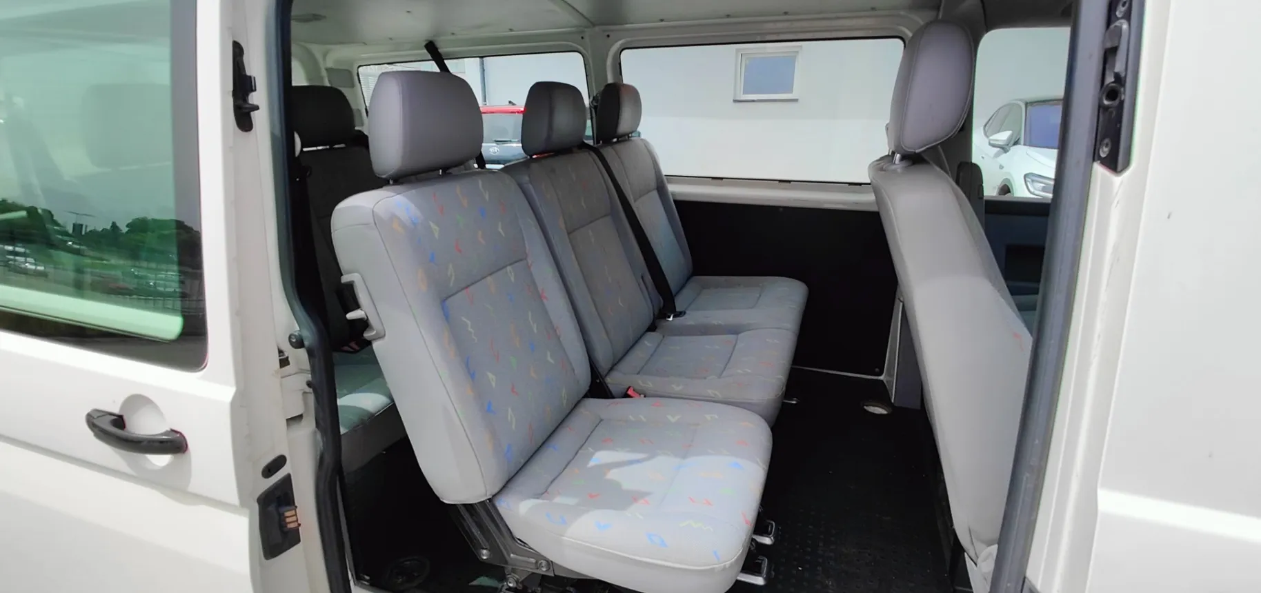 Zunanja slika - VW Transporter - 2.5TDI SLO 8.SEDEŽEV - 16