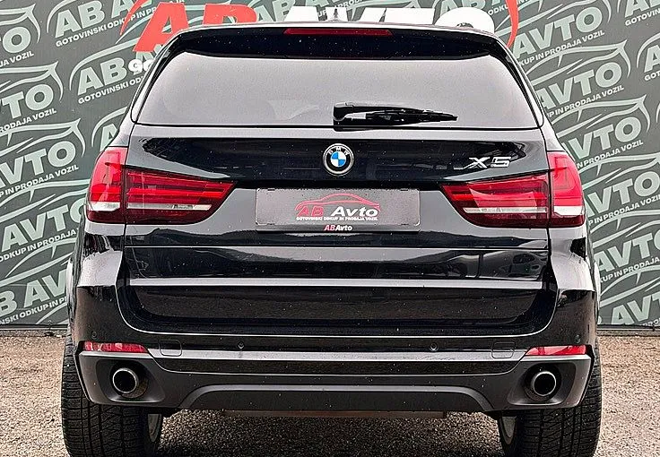 Zunanja slika - BMW X5 - serija : xDrive30d Avt Individual+ALU+NAVI PRO+BIXENON+TOP - 6