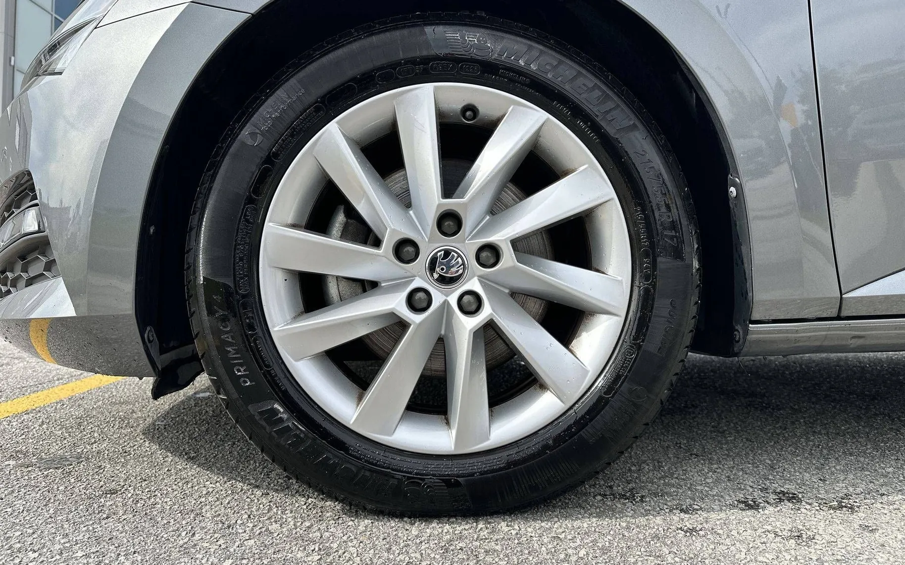 Notranja slika - Škoda Superb - Combi 2.0 TDI Sportline DSG - 9