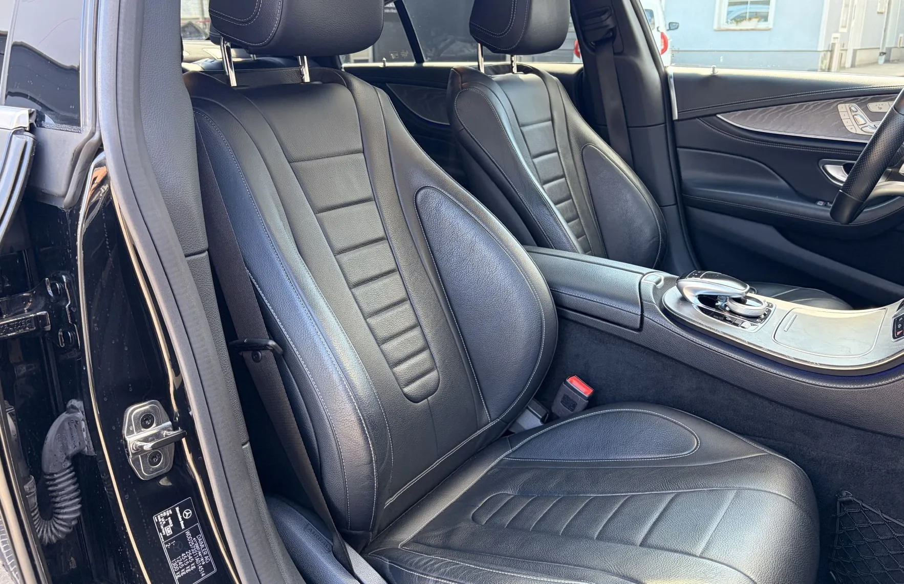 Zunanja slika - Mercedes-Benz CLS-Razred - 350d 4MATIC AMG Line Avt. - 7