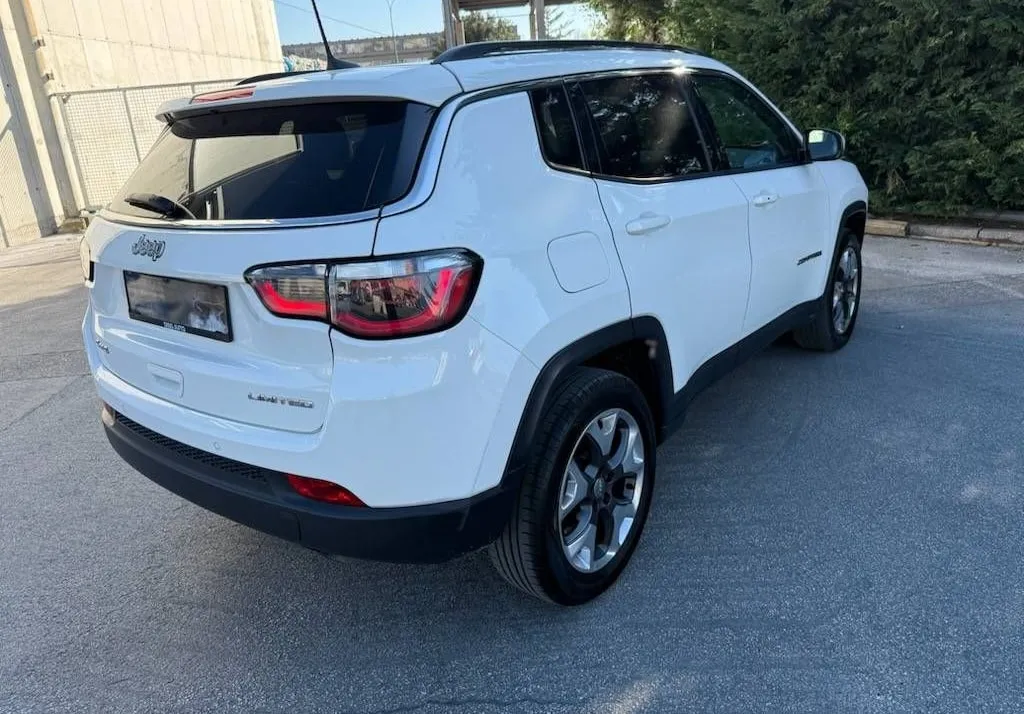 Zunanja slika - Jeep Compass - 2.0 MultiJet 4X4 Limited - 3